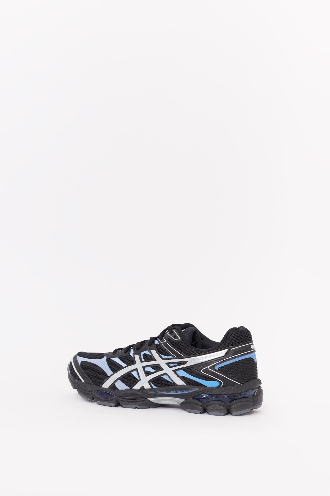 ASICS BLACK PURE SILVER GEL CUMULUS 16 SNEAKERS