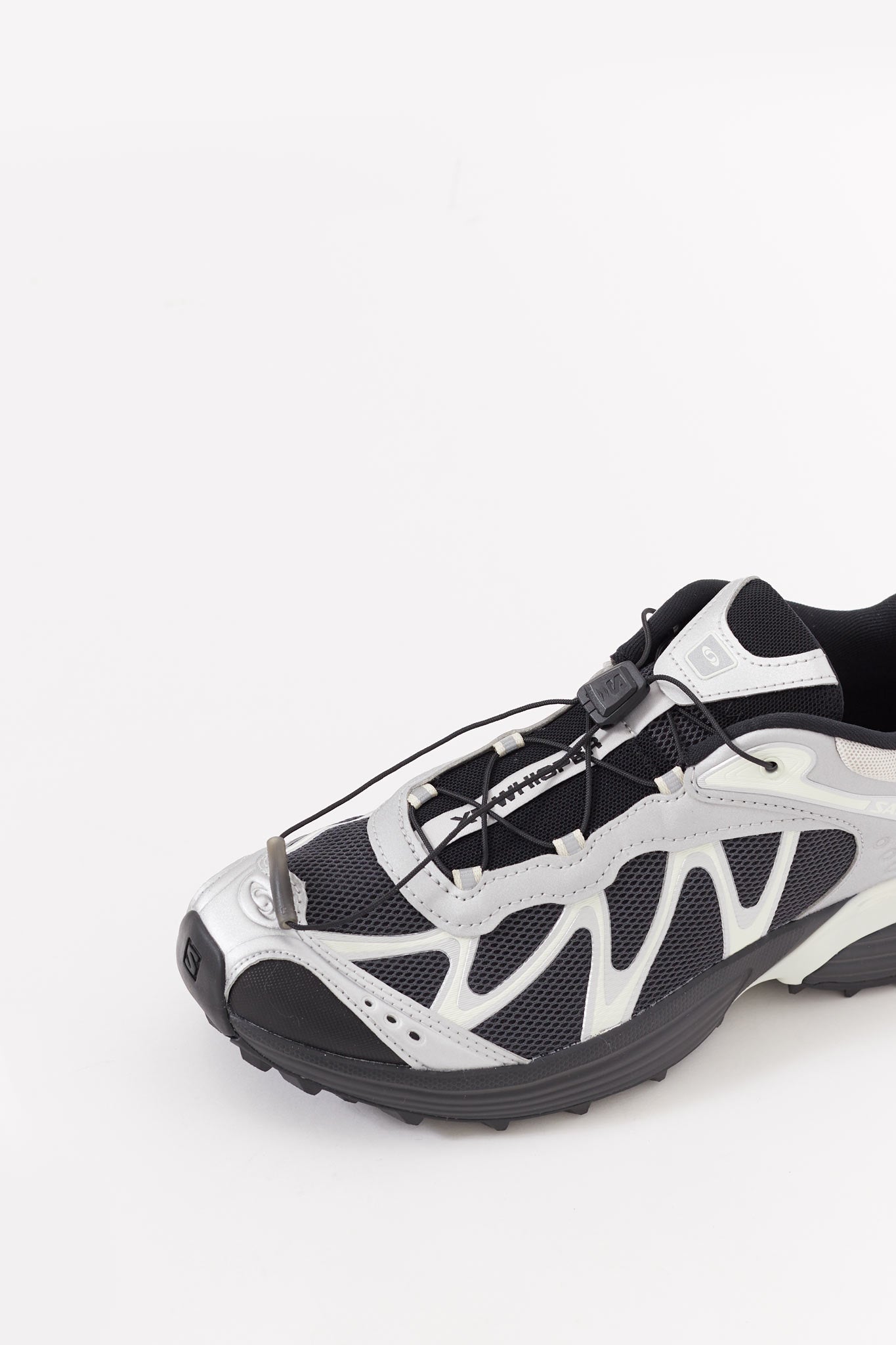 SALOMON BLACK SILVER XT WHISPER SNEAKERS