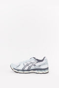 ASICS WHITE CARRIER GREY GEL KAYANO 121 SNEAKERS