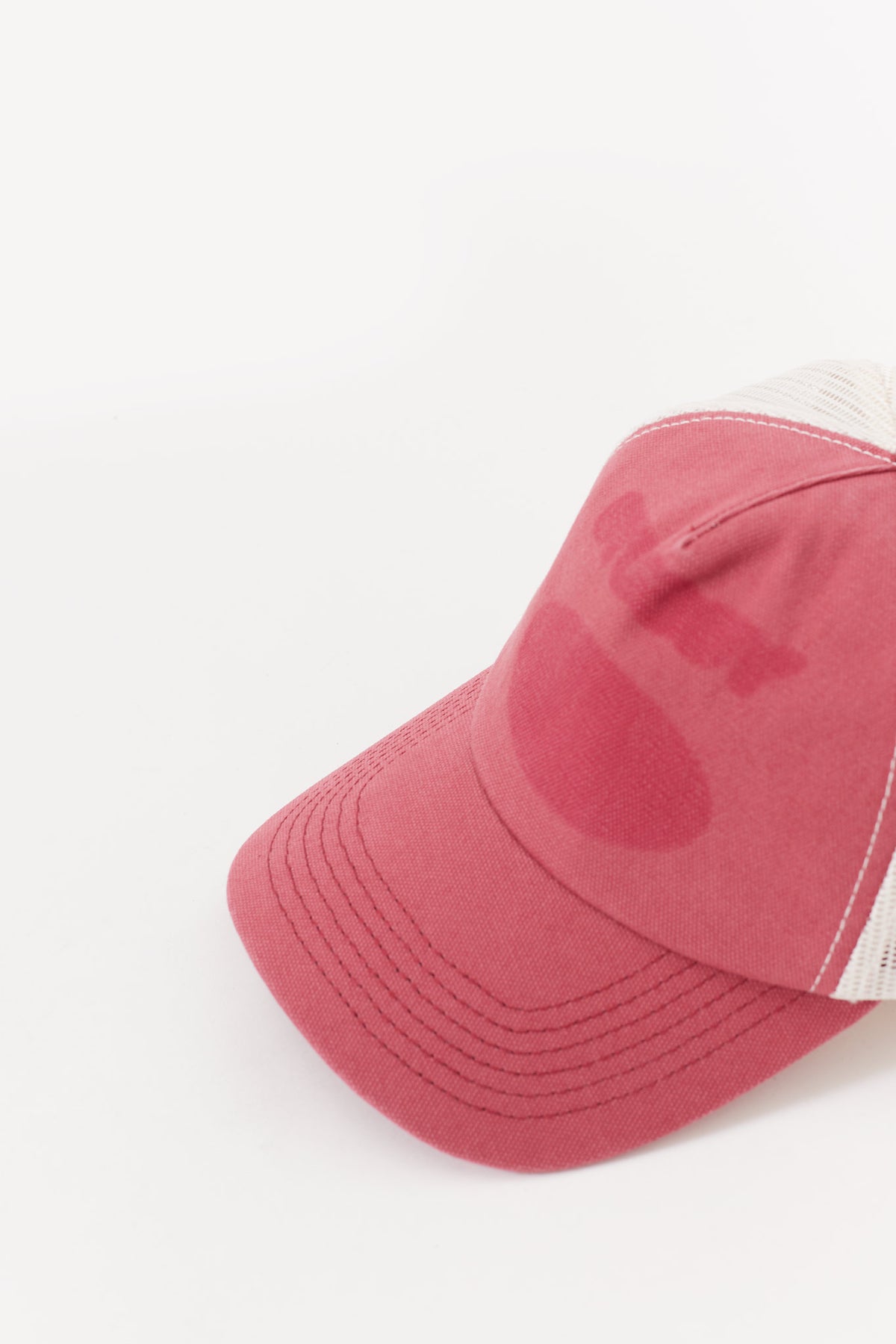 STUSSY RED HC GHOST LOGO TRUCKER CAP