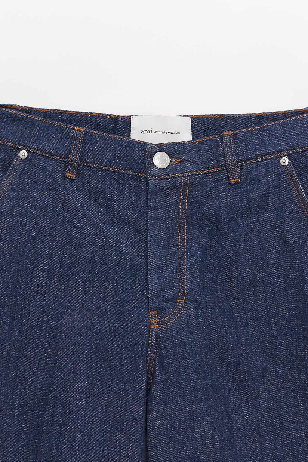 AMI INDIGO LOOSE BERMUDA SHORTS
