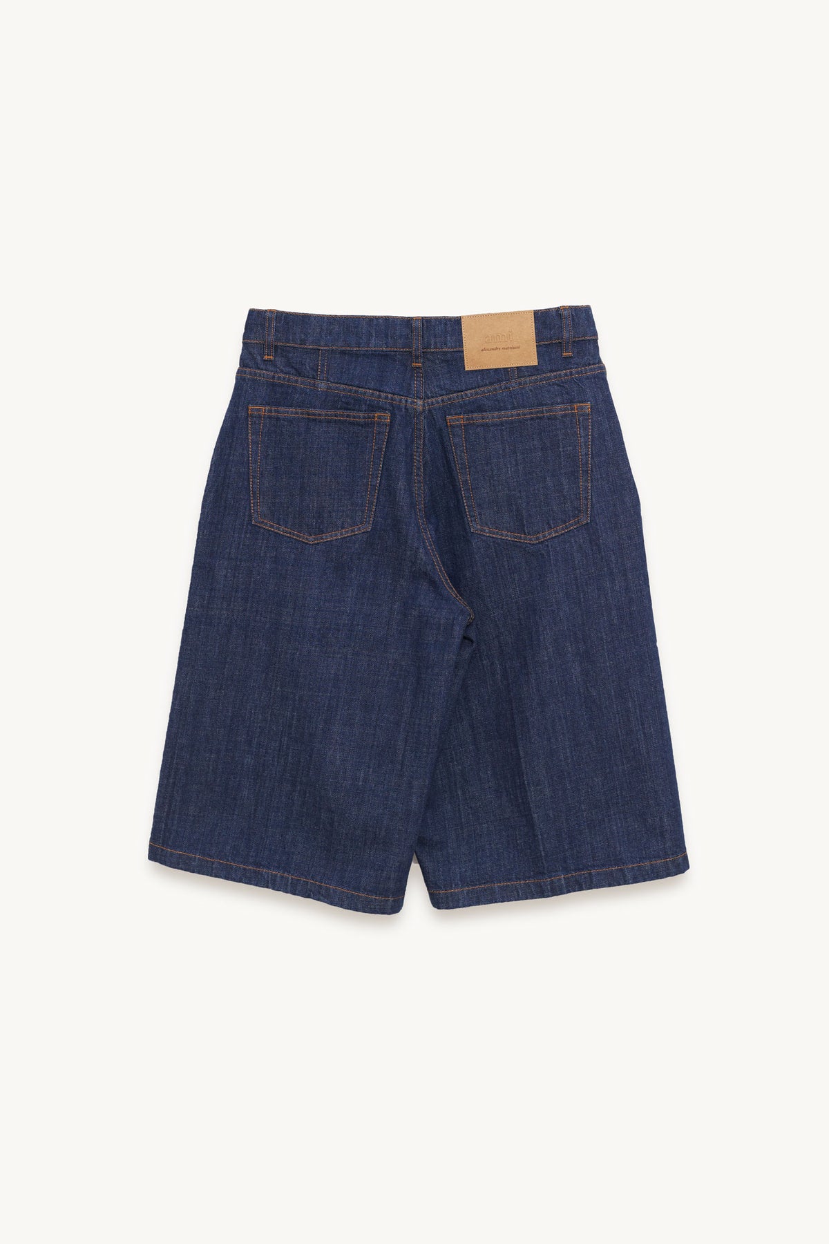 AMI INDIGO LOOSE BERMUDA SHORTS