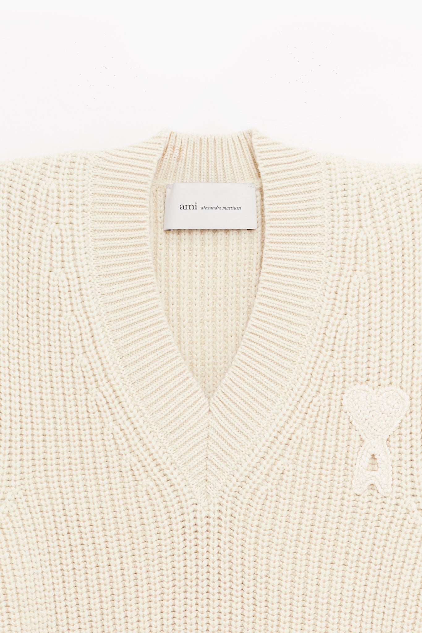 AMI BLANC CREME V NECK SWEATER