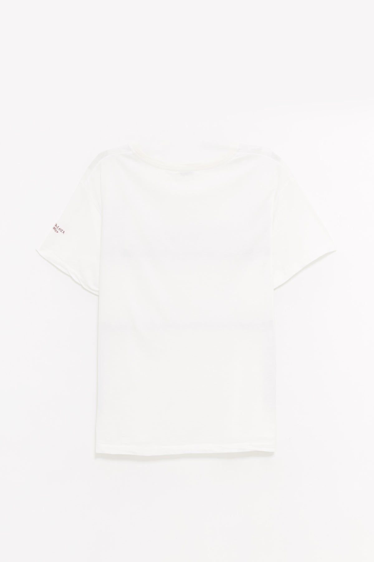 SECOND LAYER WHITE YO Y MI RUCA T SHIRT