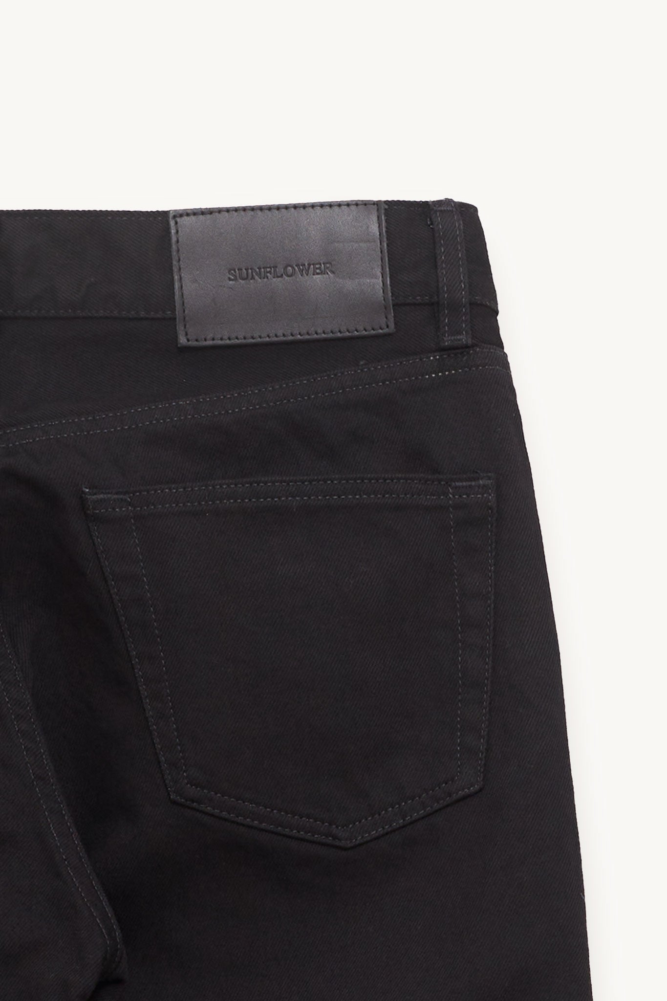 SUNFLOWER BLACK STANDARD JEANS