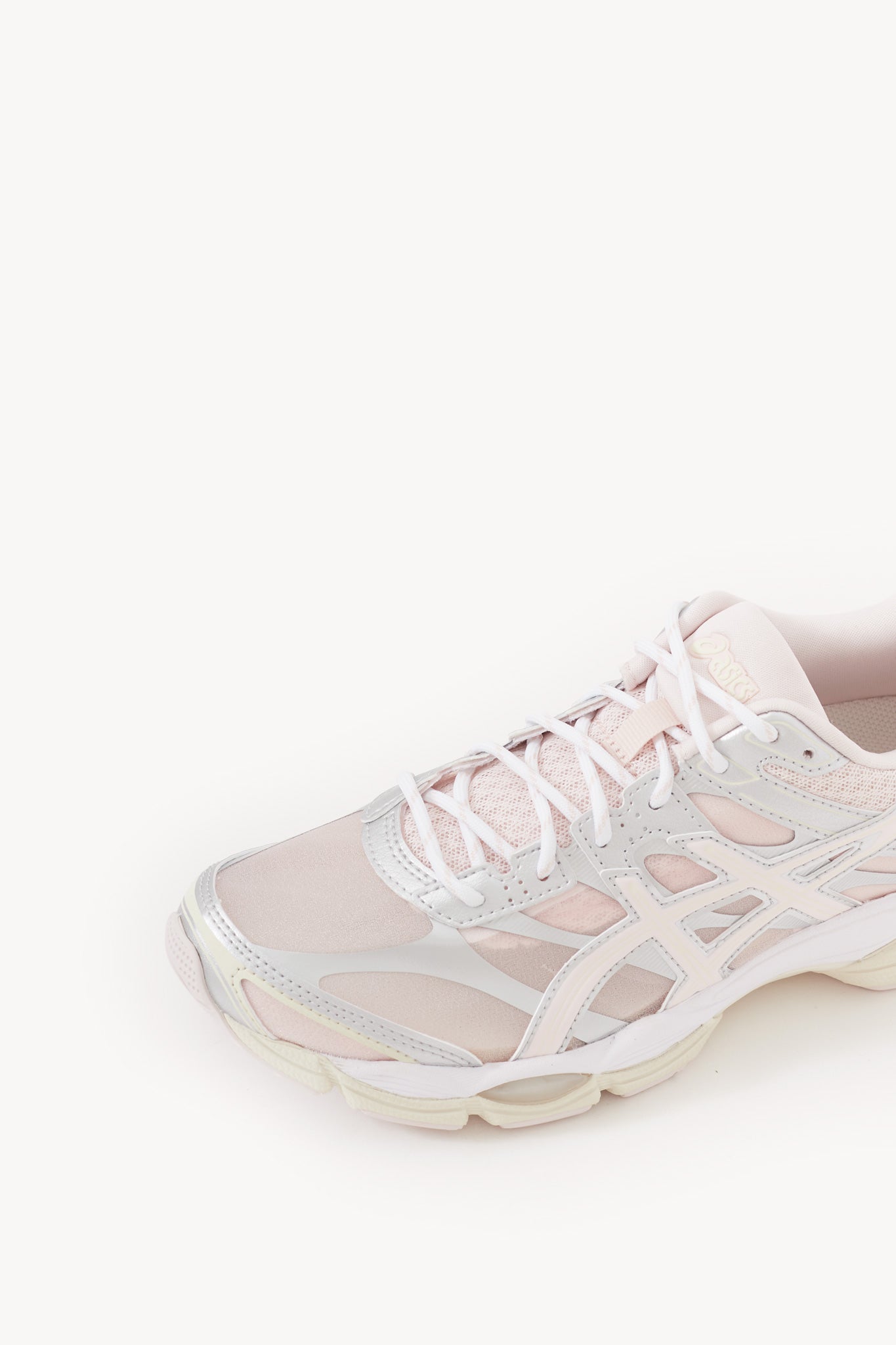 ASICS PINK CLOUD PURE SILVER GEL CUMULUS 16 SNEAKERS