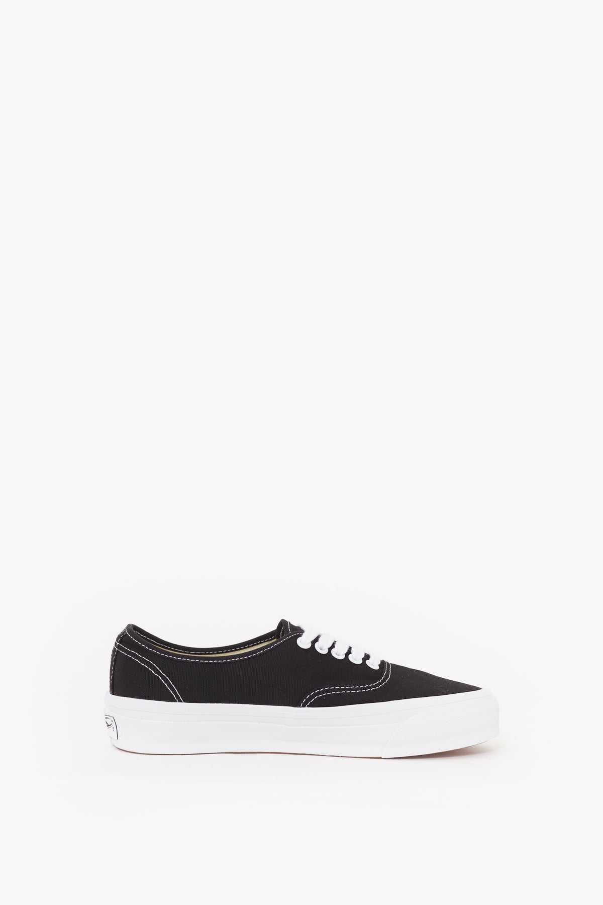 VANS OTW BLACK WHITE AUTHENTIC REISSUE 44 SNEAKERS