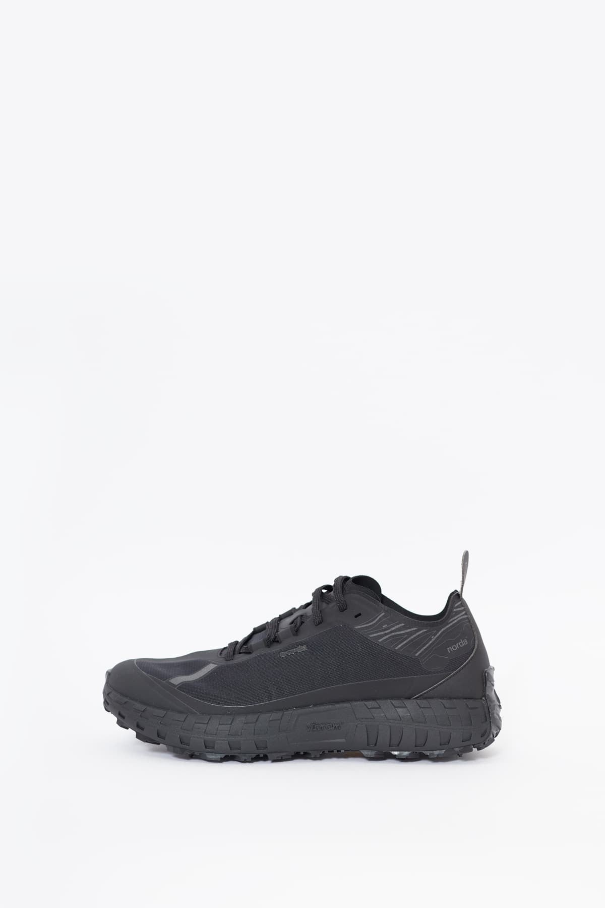 NORDA STEALTH BLACK 001 SNEAKERS