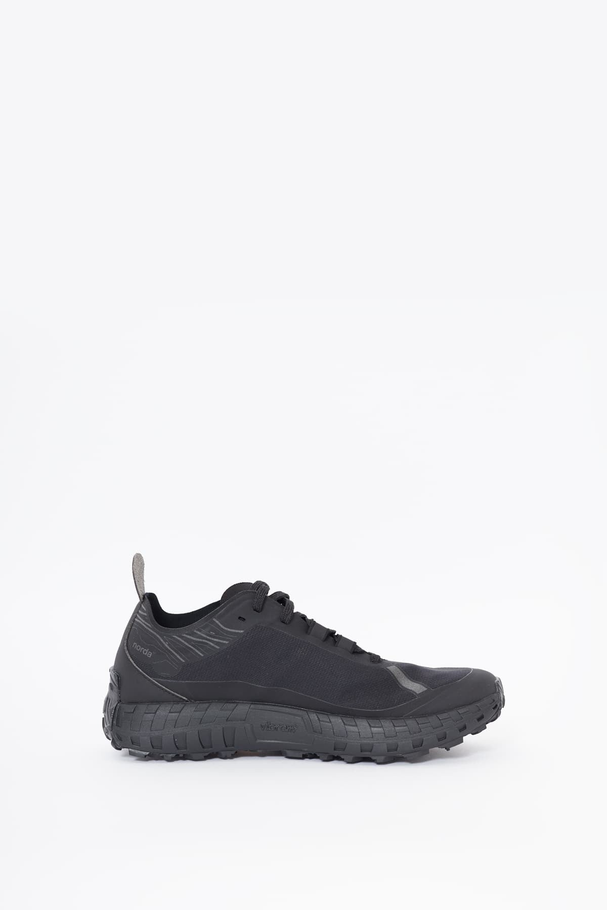 NORDA STEALTH BLACK 001 SNEAKERS
