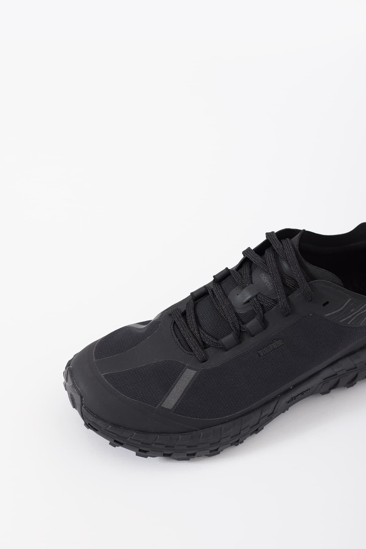 NORDA STEALTH BLACK 001 SNEAKERS