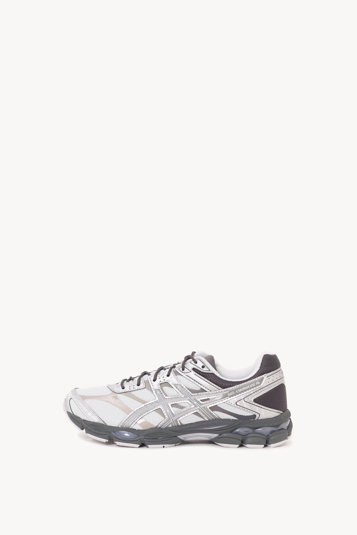 ASICS GLACIER GREY CARBON GEL CUMULUS 16 SNEAKERS